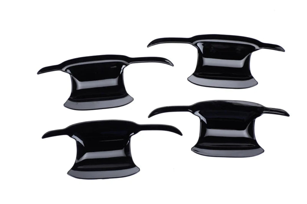 Set of 4 black catch covers for Creta 2020, displayed on a white background. 