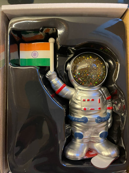 Astronaut Solar Toy Holding and Raising Indian Flag Robot