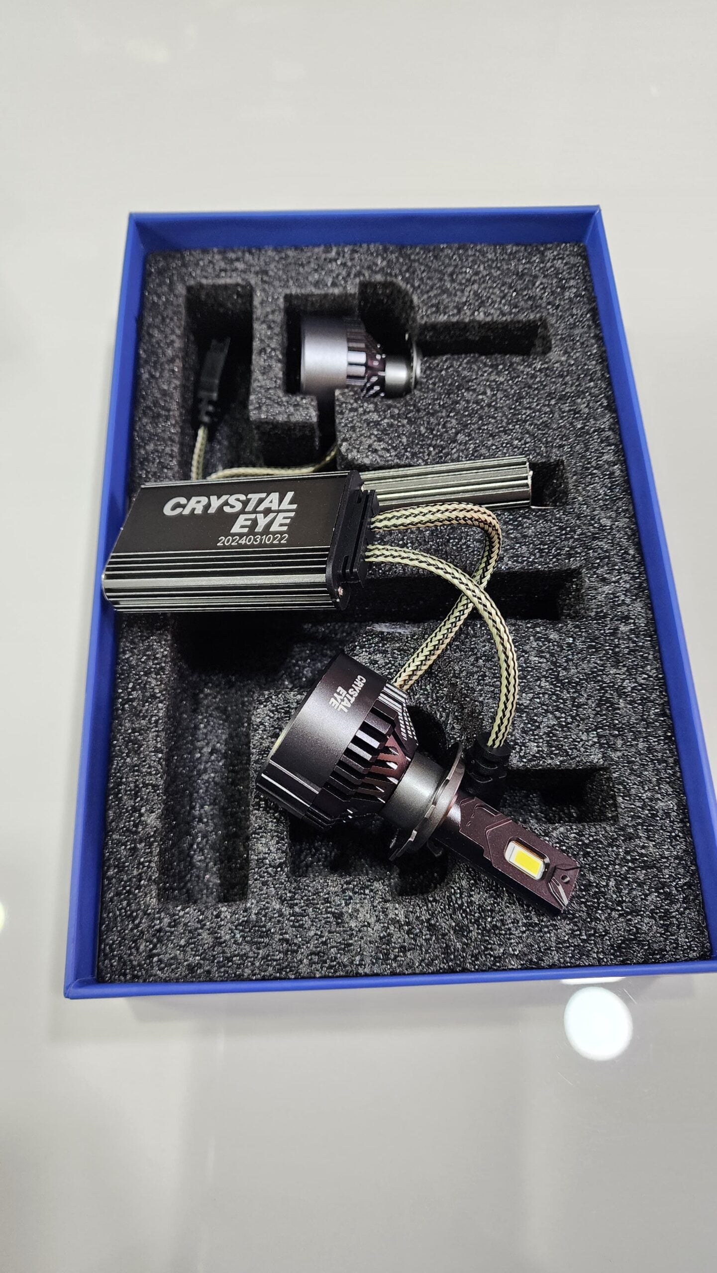 Crystal Eye 320W Car LED Headlight Bulb