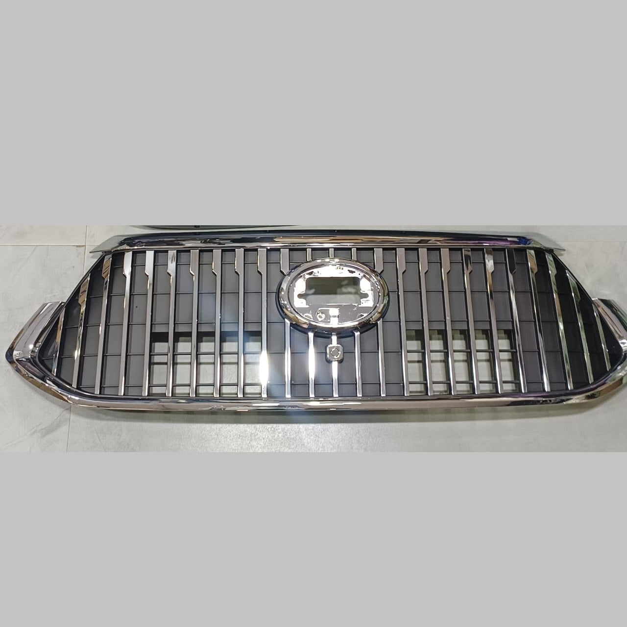 Toyota Hycross Maybach Style Grill - Model 2022 Onwards