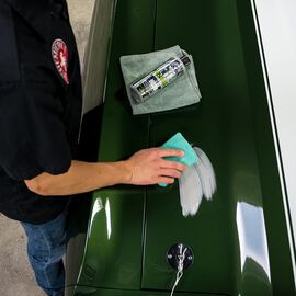 Slick Finish Cleaner Wax Light Paint Cleanser & Brilliant Shine Carnauba Wax
